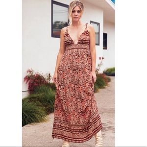 NWT Lulu’s field day floral maxi dress
